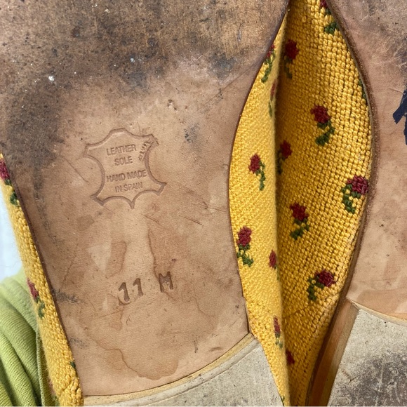 Zalo Vintage Zalo Yellow & Red Rose Needlepoint Flats size 11 - Picture 15 of 16